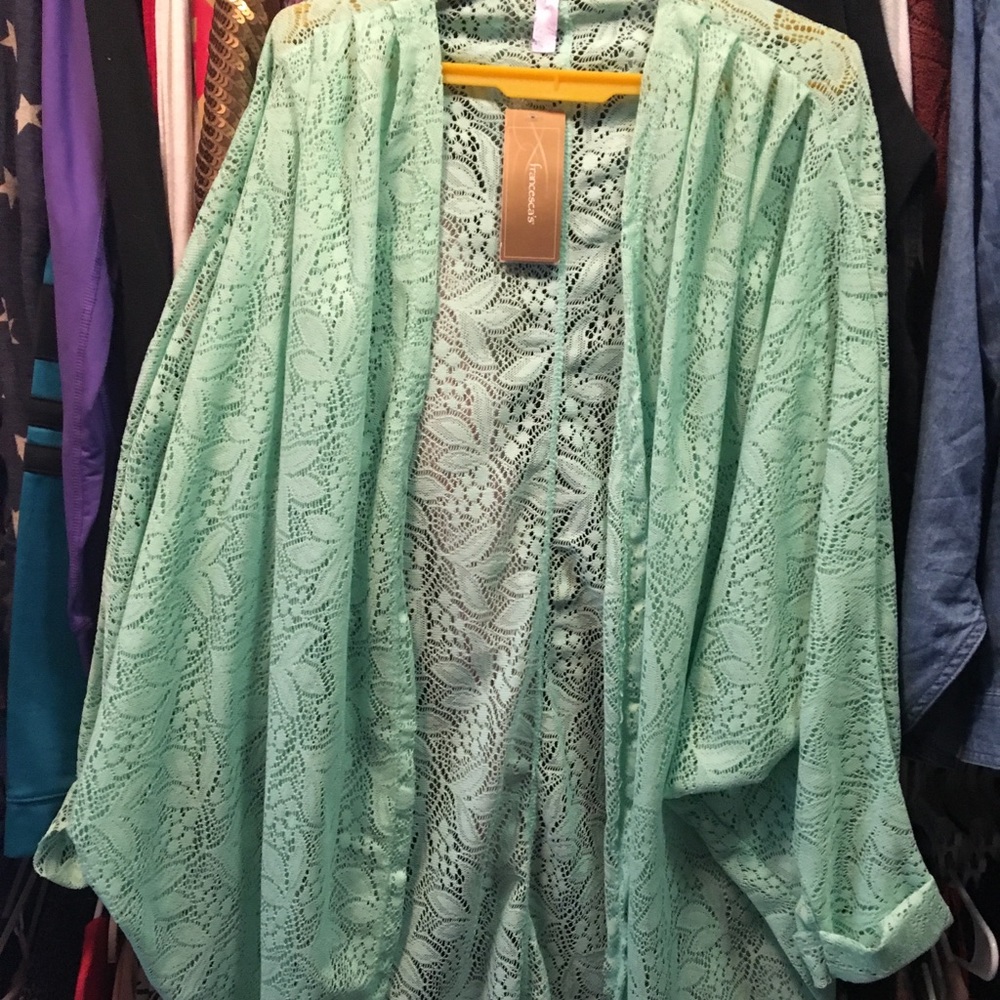 BNWT mint flowy coverup